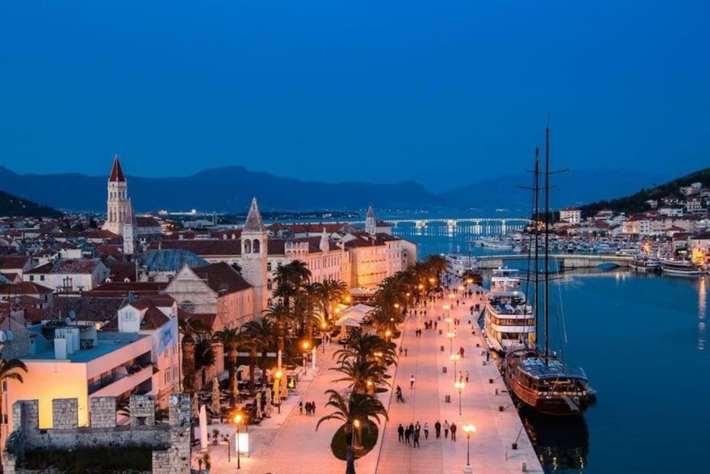 Bird View Apartment Carlissima Trogir Buitenkant foto