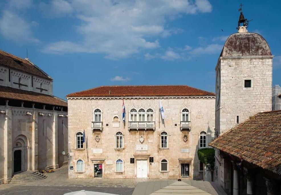 Bird View Apartment Carlissima Trogir Buitenkant foto