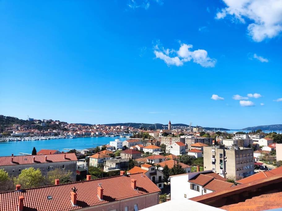 Bird View Apartment Carlissima Trogir Buitenkant foto