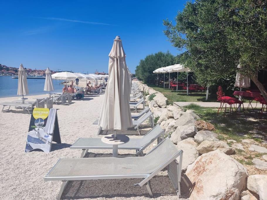 Bird View Apartment Carlissima Trogir Buitenkant foto