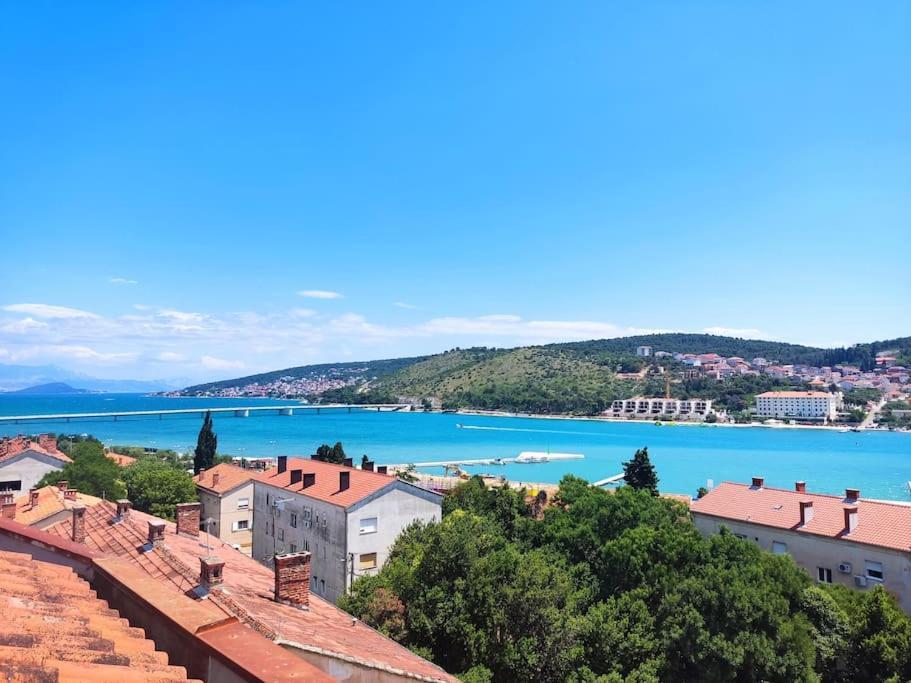 Bird View Apartment Carlissima Trogir Buitenkant foto