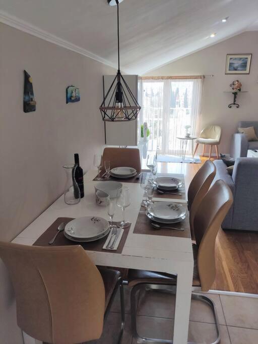 Bird View Apartment Carlissima Trogir Buitenkant foto